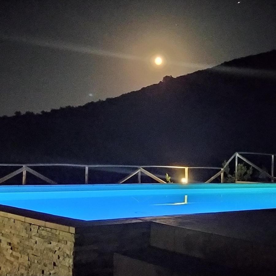 Azienda Agrituristica La Janna Di La Faj Будони Экстерьер фото
