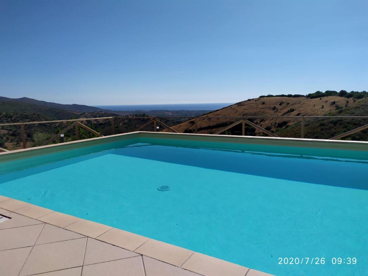 Azienda Agrituristica La Janna Di La Faj Будони Экстерьер фото