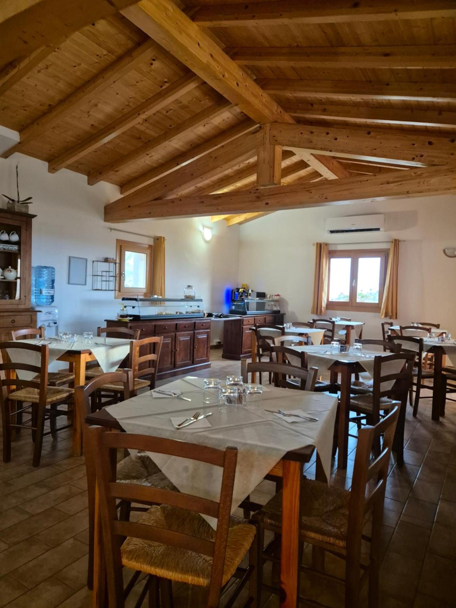 Azienda Agrituristica La Janna Di La Faj Будони Экстерьер фото
