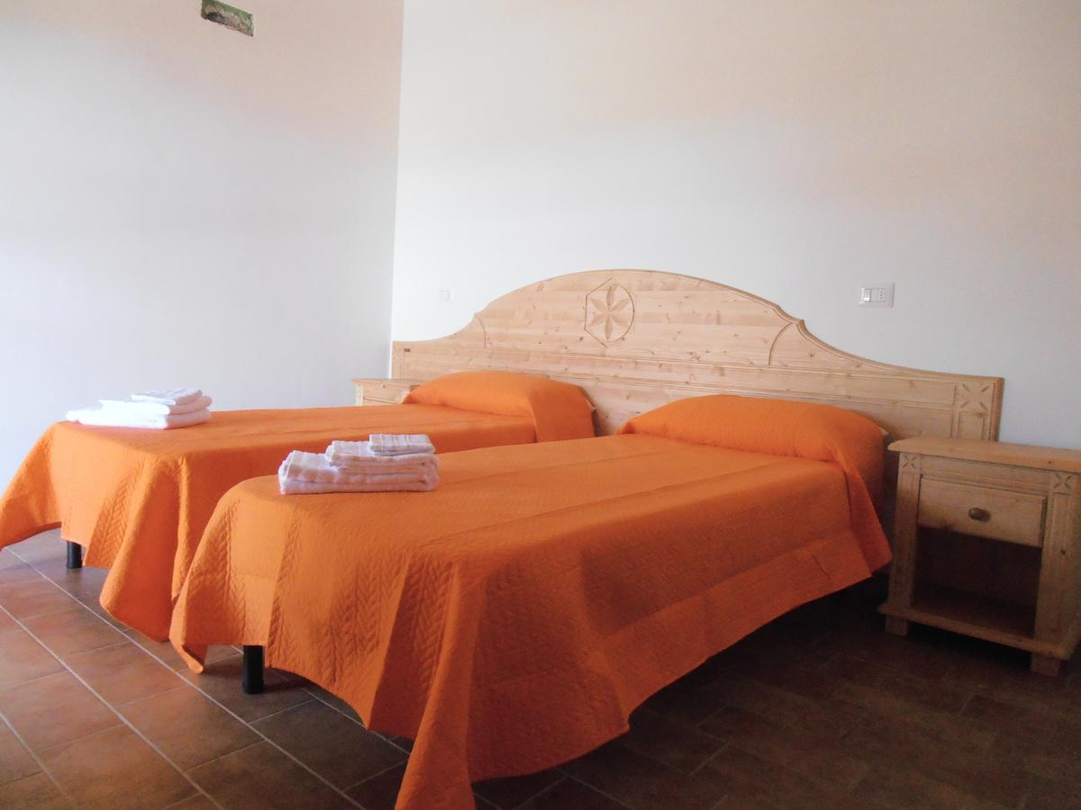 Azienda Agrituristica La Janna Di La Faj Будони Экстерьер фото