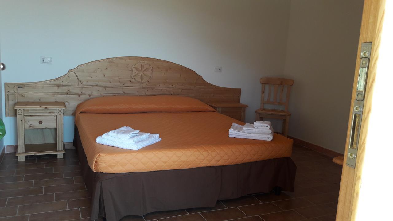 Azienda Agrituristica La Janna Di La Faj Будони Экстерьер фото