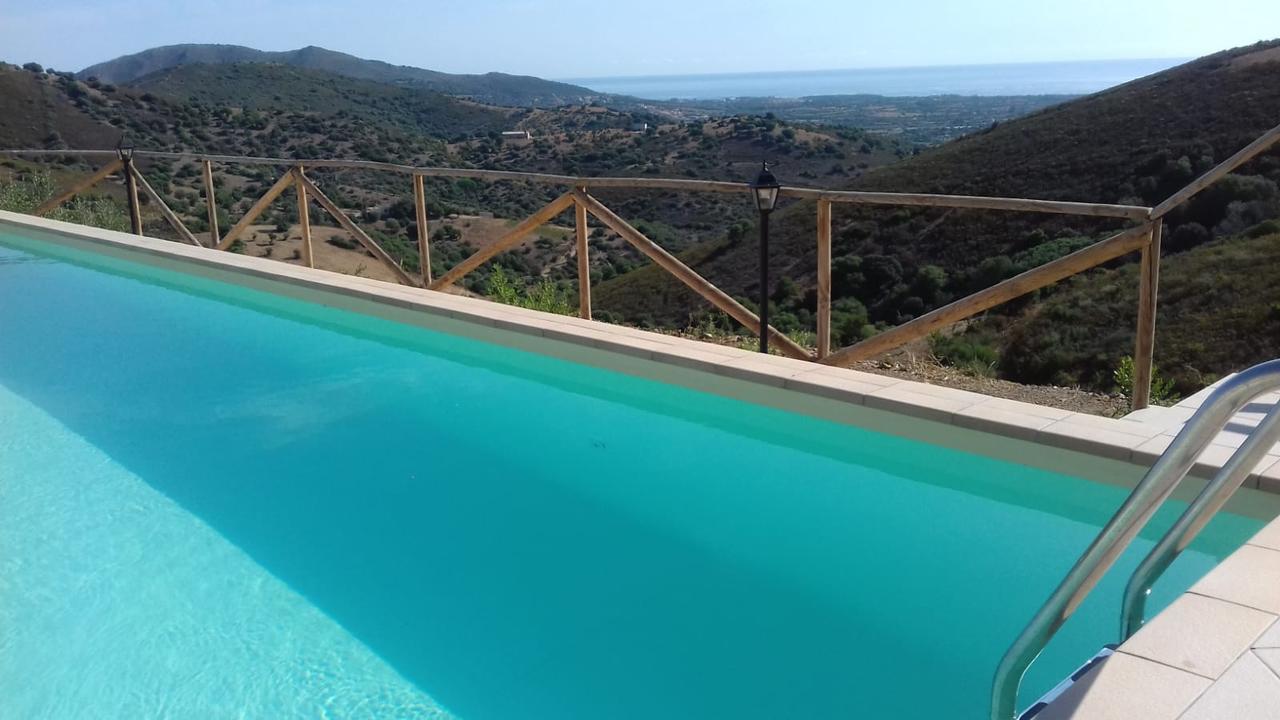 Azienda Agrituristica La Janna Di La Faj Будони Экстерьер фото